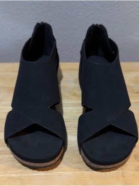 VOLATILE Women's Barstow Ankle Strap Casual Sandals Black Size 7